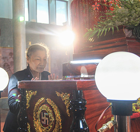 Nước mắt tiễn đưa 'Nụ cười chiến thắng' Võ Thị Thắng ảnh 6