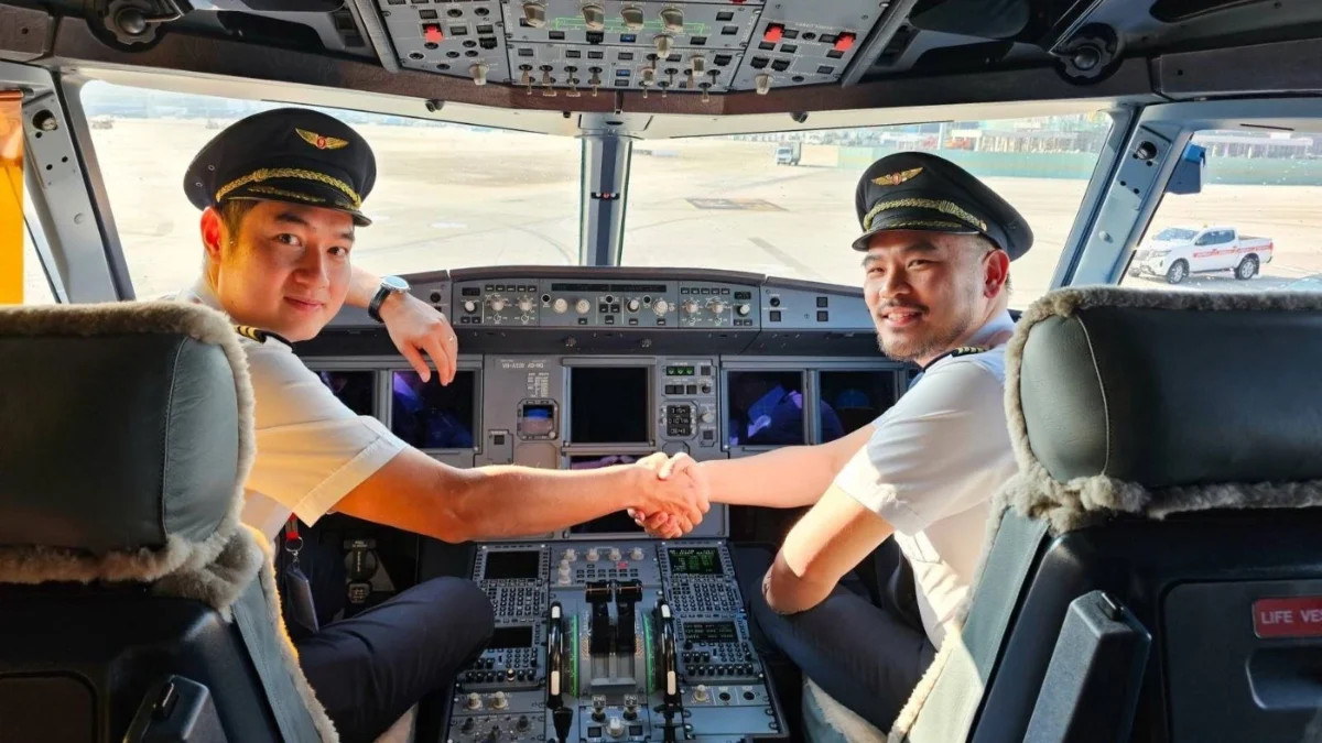 Cơ trưởng tại Vietjet có thu nhập từ 8.000 - 12.000 USD/tháng ( khoảng 200 - 300 triệu đồng/tháng). Ảnh: Vietjet.