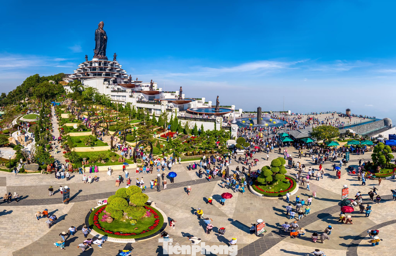 Theo Phó Chủ tịch UBND tỉnh Tây Ninh Nguyễn Hồng Thanh, Hội xuân núi Bà Đen năm Ất Tỵ 2025 là lễ hội văn hóa, truyền thống, được tổ chức hằng năm tại Khu du lịch Quốc gia núi Bà Đen. Ảnh: Minh Tú