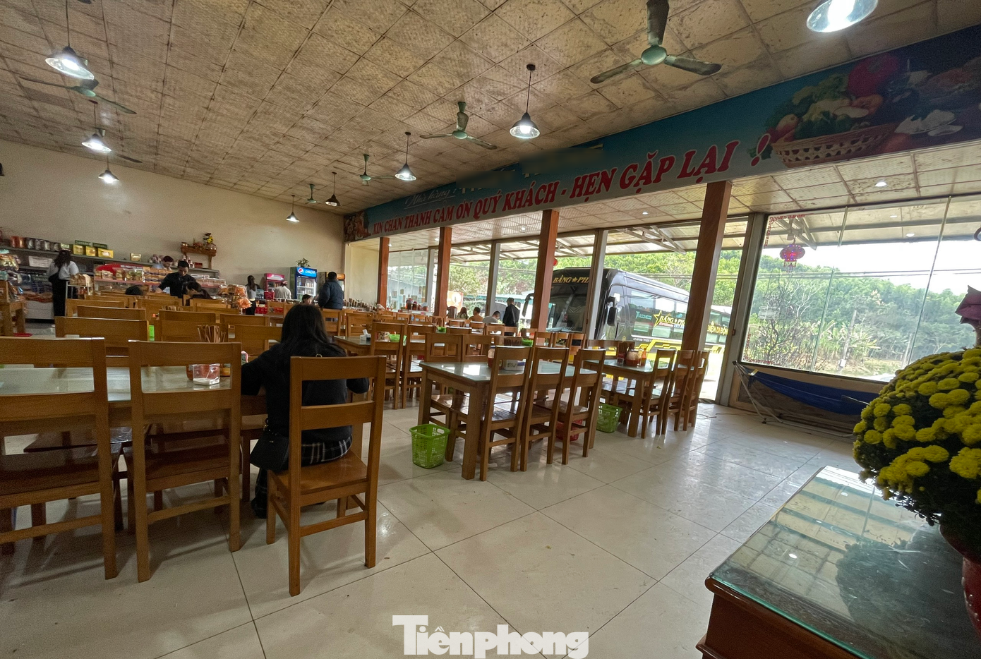 Một trạm dừng nghỉ trên cao tốc khai thác từ lâu. Ảnh minh họa: Lộc Liên.