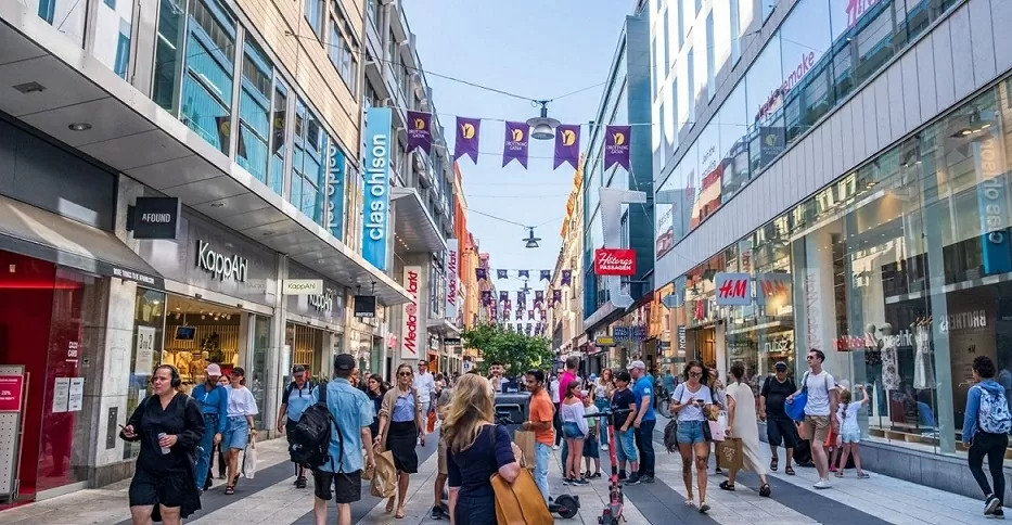 Người Thụy Điển sử dụng rất nhiều năng lượng, nhưng lượng khí thải lại thấp hàng đầu thế giới. Lời giải thích ở đây chính là năng lượng tái tạo. Nguồn: Zuzana/Adobe Stock.