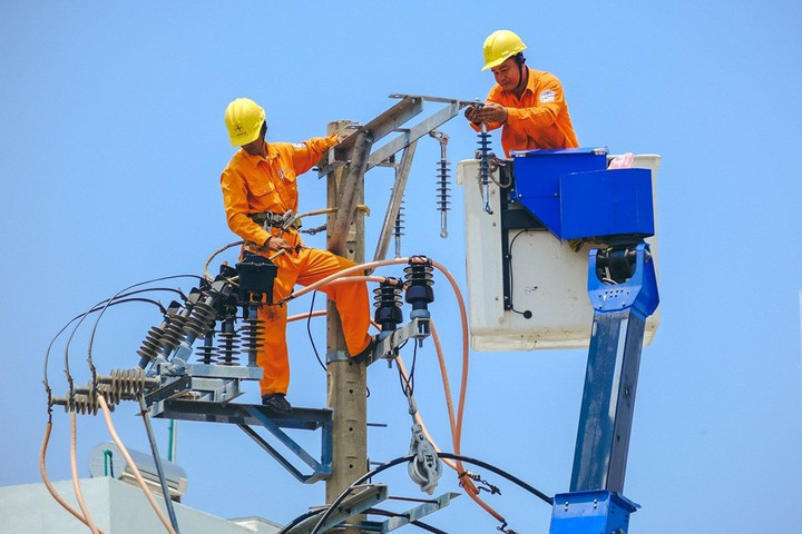 Nhiều khu vực nội thành Hà Nội có thể mất điện cả sáng ngày 14/7.