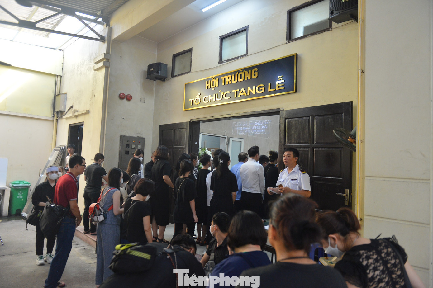 Vụ hoả hoạn xảy ra tại ngôi nhà 5 tầng 1 tum ở ngõ Thổ Quan (quận Đống Đa, Hà Nội) vào hai ngày trước khiến 3 người tử vong, trong đó có 2 anh em ruột và một nạn nhân là chị họ.