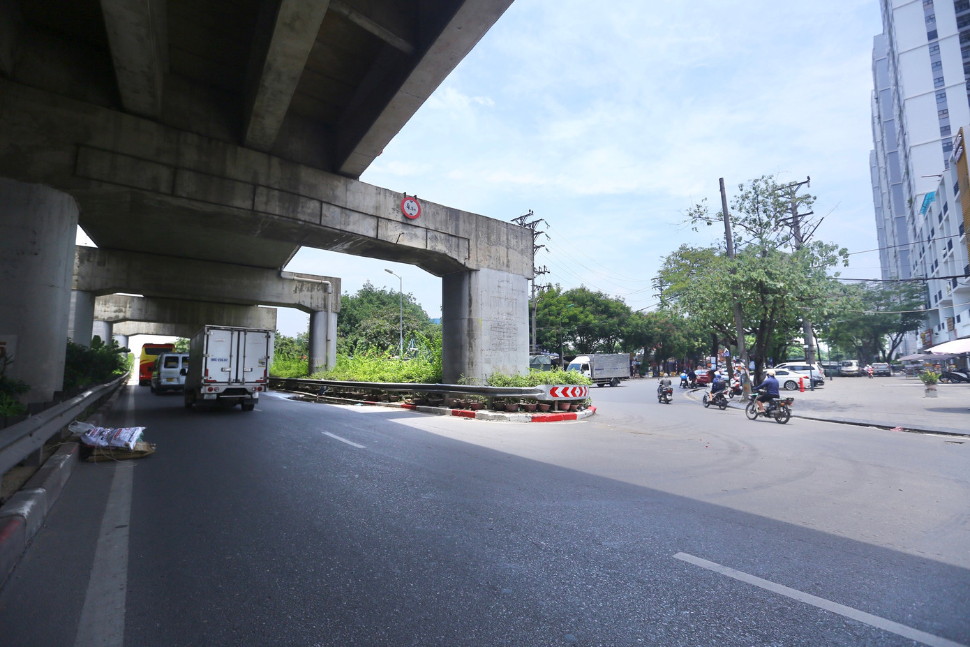 Tuyến đường mang tên cố Tổng Bí thư Đỗ Mười dài 6,2km, rộng 68m.