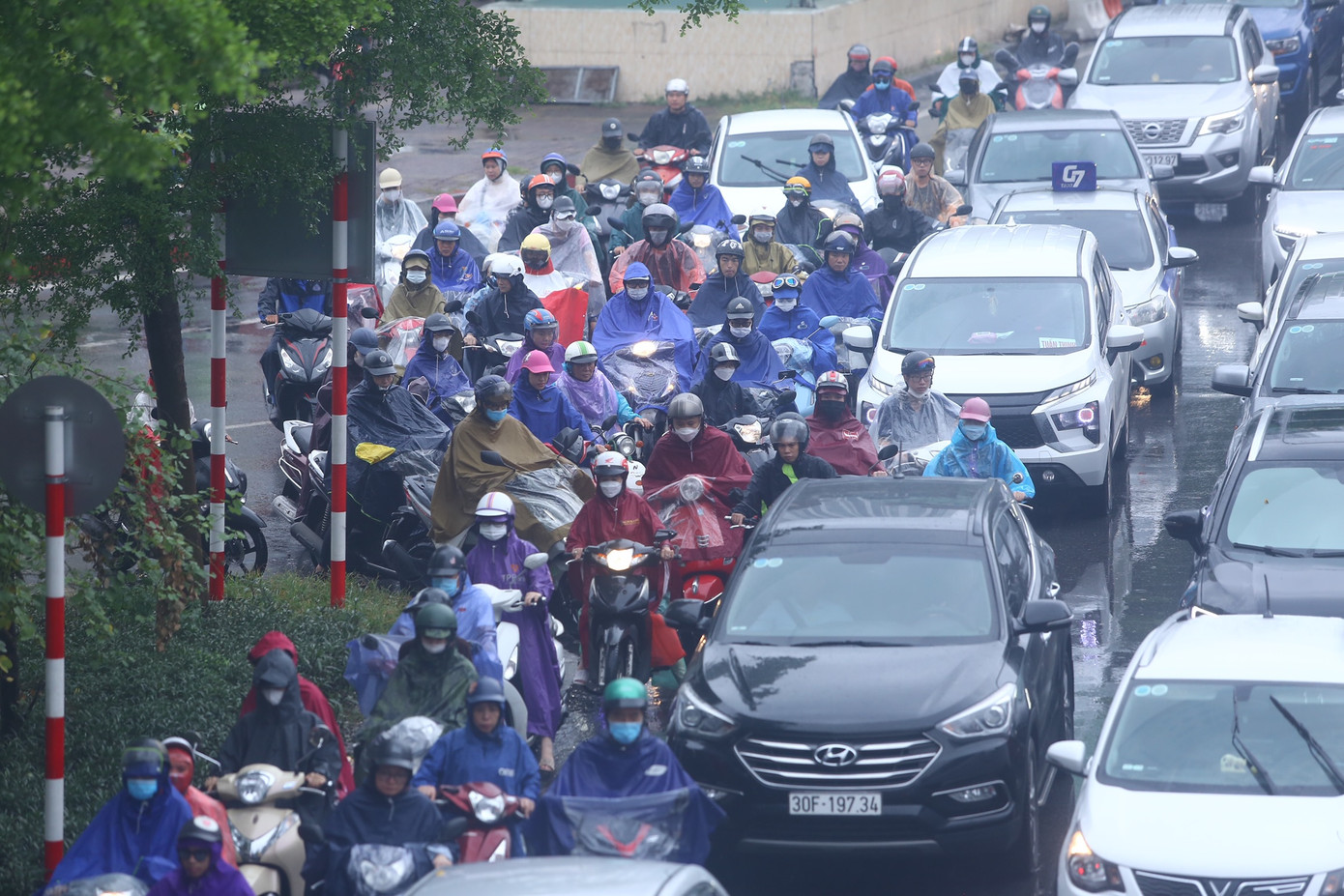 Ùn ứ các phương tiện tại các nút giao.