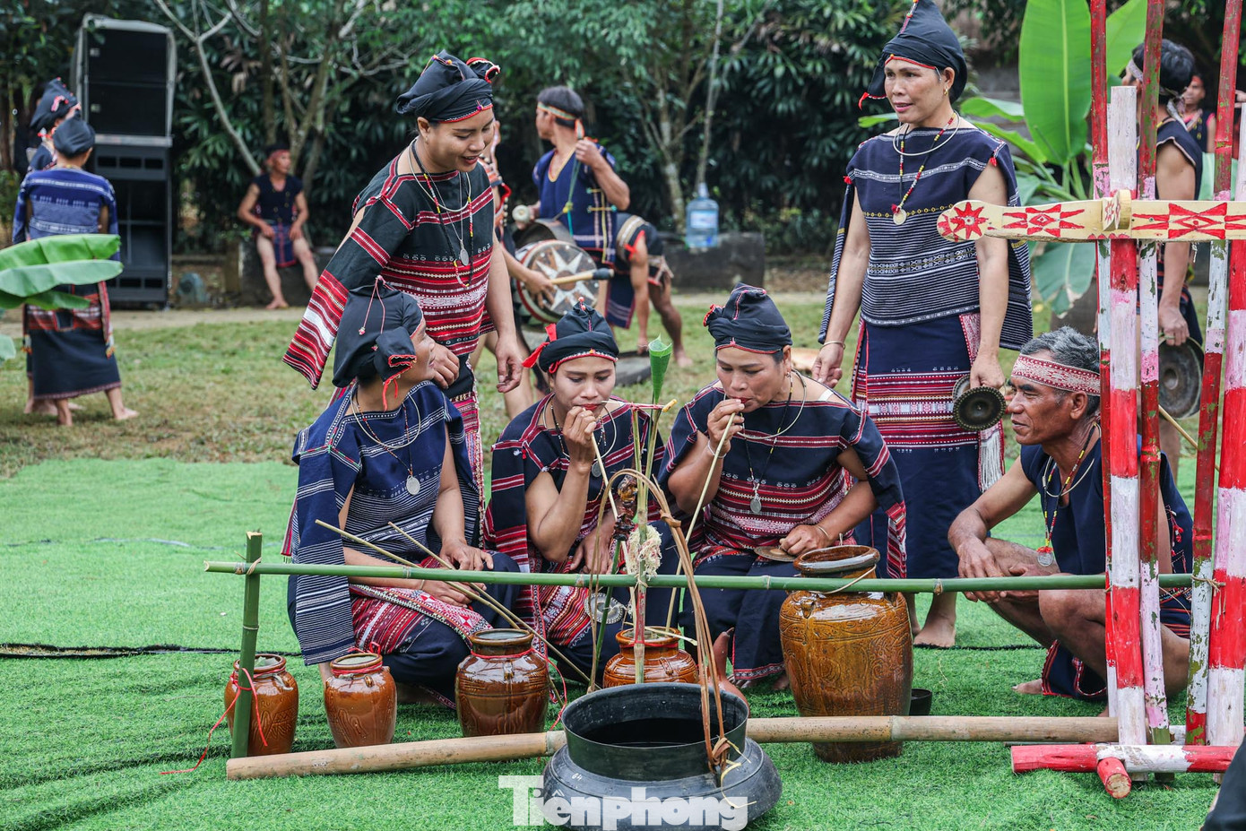 Lễ hội cầu an là dịp để đồng bào Ba Na giới thiệu những nét văn hóa đặc sắc của dân tộc mình một cách nguyên sơ và chân thực. Đồng thời trong Lễ hội cầu an của đồng bào Ba Na cũng thể hiện tinh thần đoàn kết, giáo dục con cháu bảo tồn và phát huy những giá trị văn hóa truyền thống của dân tộc mình.