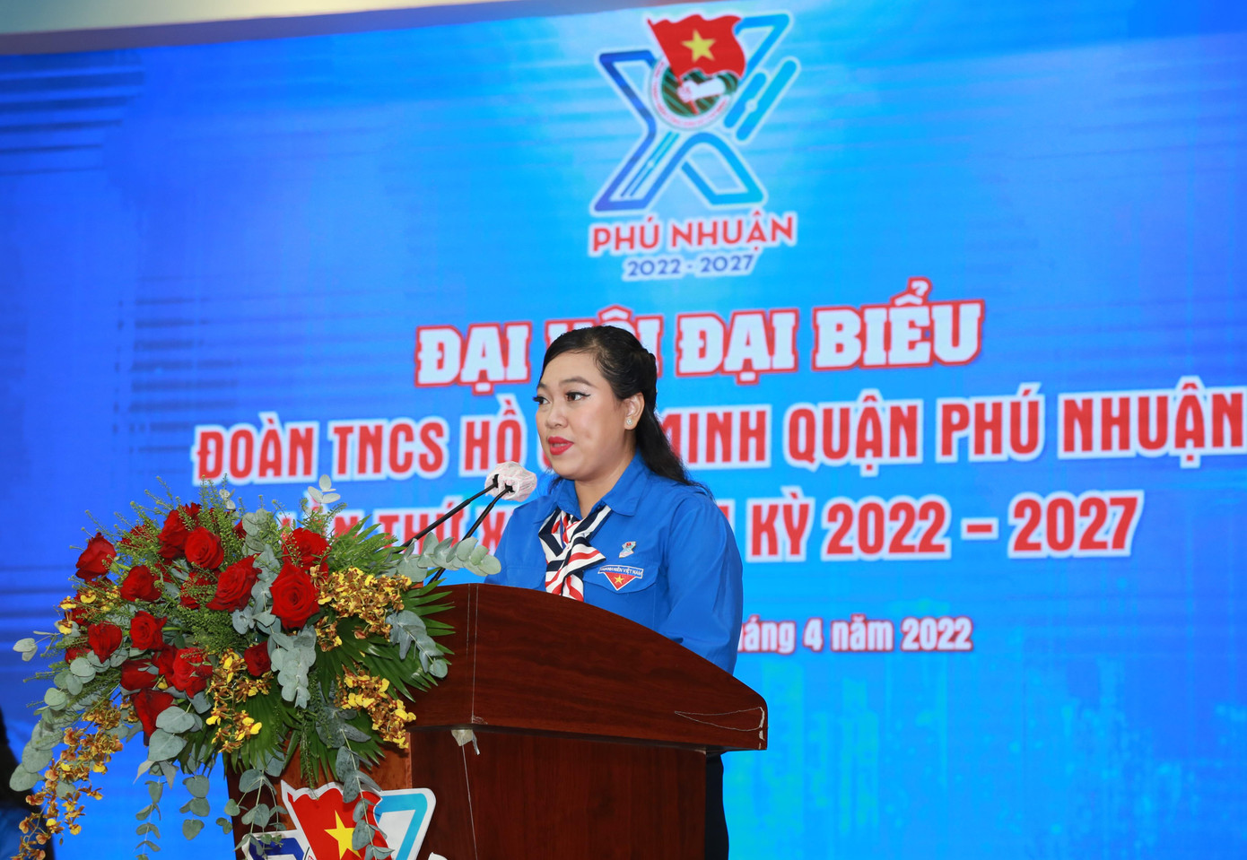 Chị Huỳnh Anh Phương Thảo, Bí thư Quận Đoàn Phú Nhuận nhiệm kỳ 2022-2027 phát biểu tại đại hội