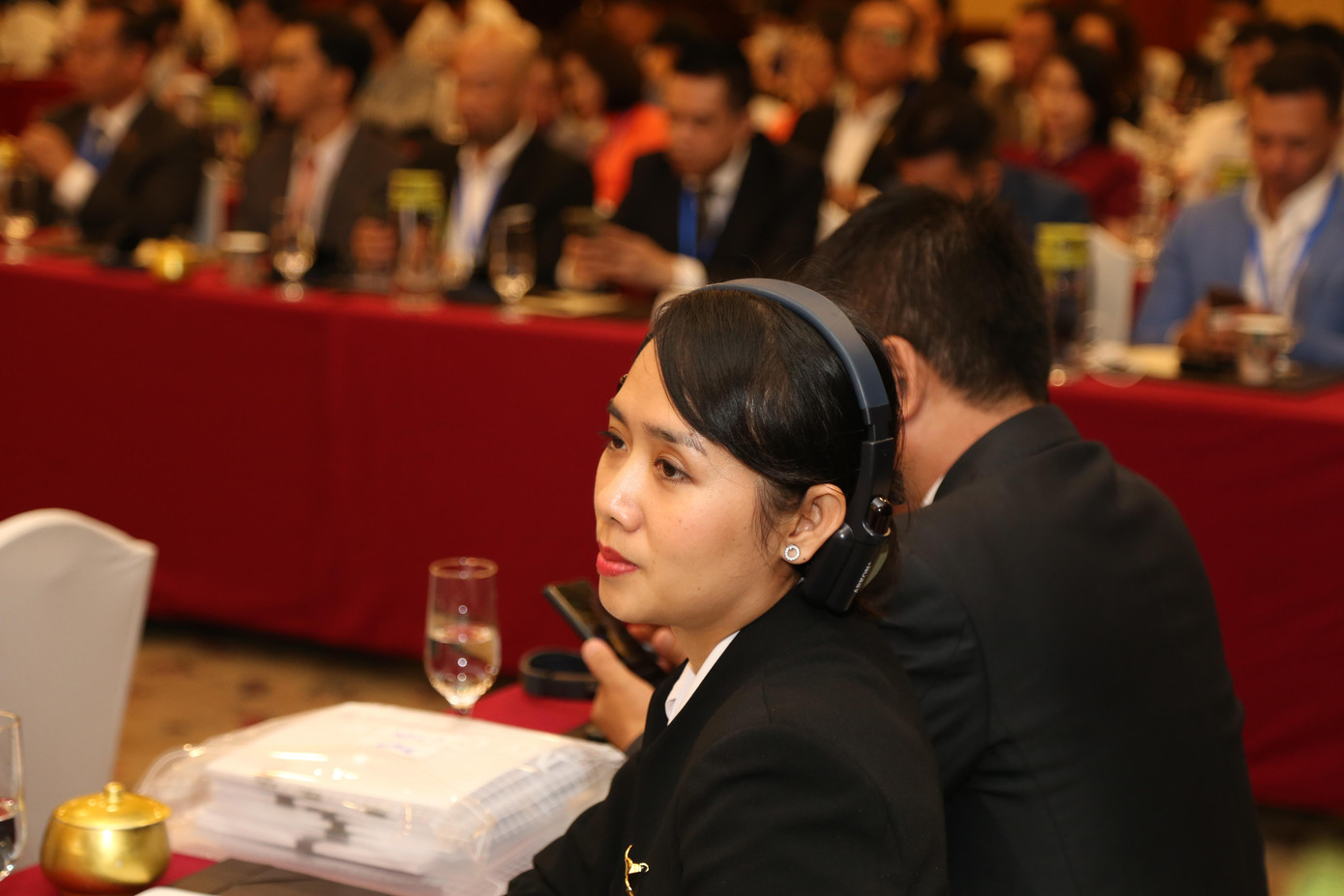 Đại biểu sở ngành, địa phương và doanh nghiệp hai nước dự diễn đàn (Ảnh: Ngô Tùng).