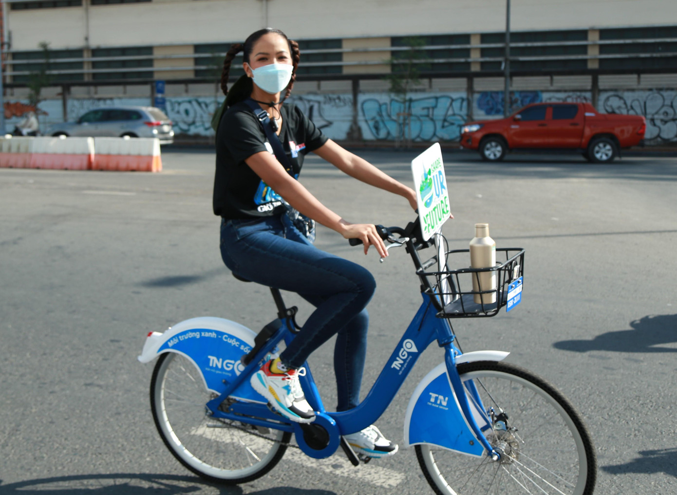 Hình ảnh năng động, tươi trẻ của nàng hậu luôn đồng hành với các hoạt động của tuổi trẻ TPHCM