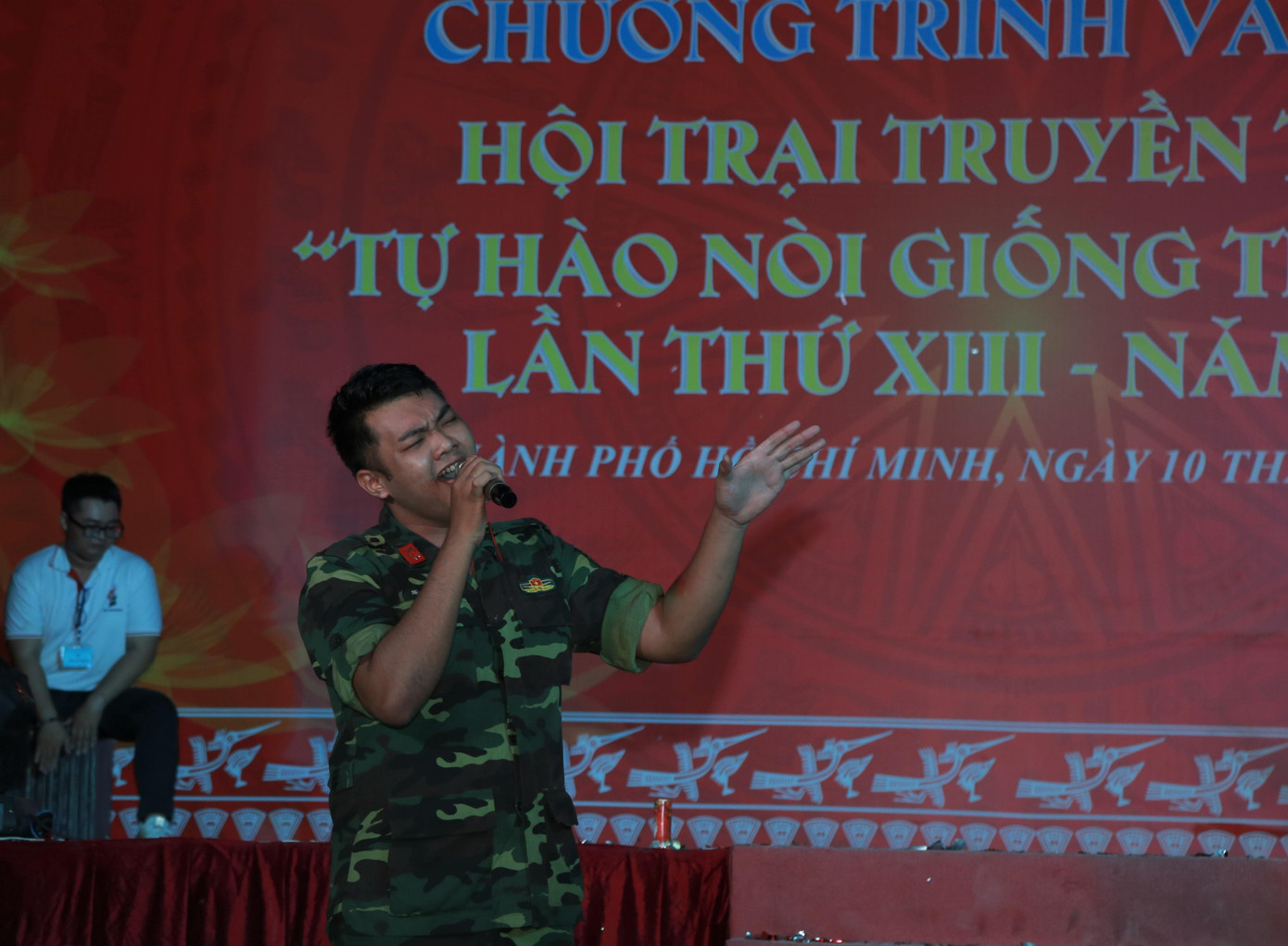 Tiết mục do một chiến sĩ thuộc Bộ Tư lệnh TPHCM thể hiện.