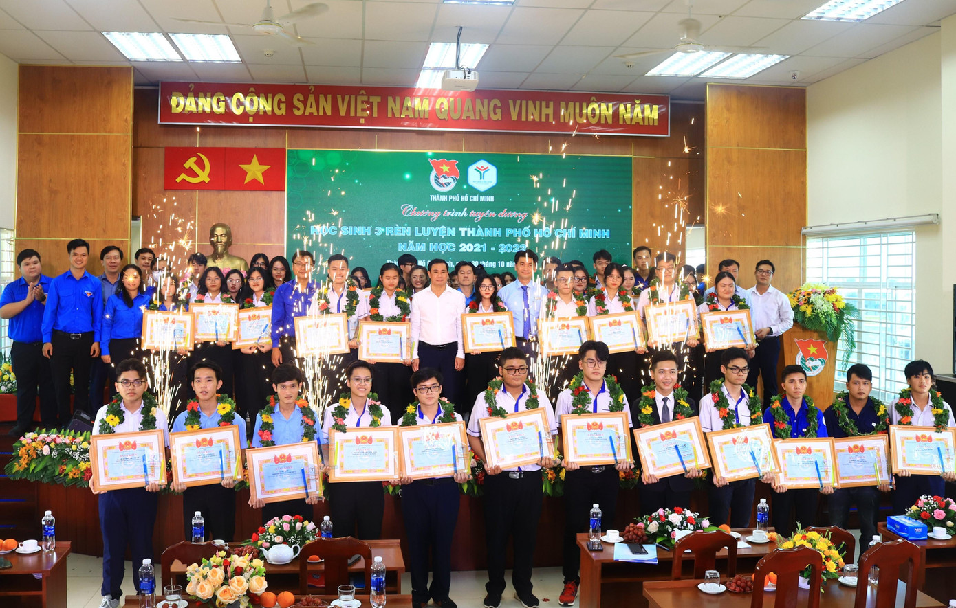Năm học 2021 - 2022, Thành Đoàn tuyên dương, khen thưởng 51 gương Học sinh 3 rèn luyện cấp thành phố