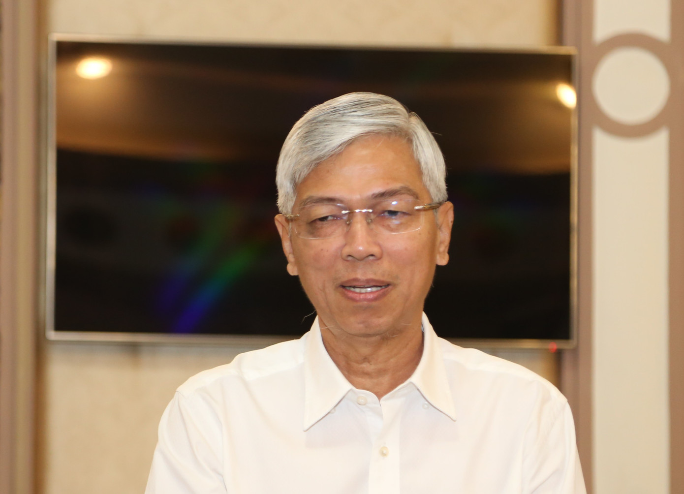 Phó chủ tịch UBND TPHCM Võ Văn Hoan. Phó chủ tịch UBND TPHCM Võ Văn Hoan.