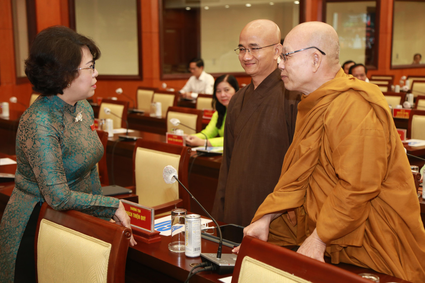 Đại biểu tham dự kỳ họp. Ảnh: Ngô Tùng