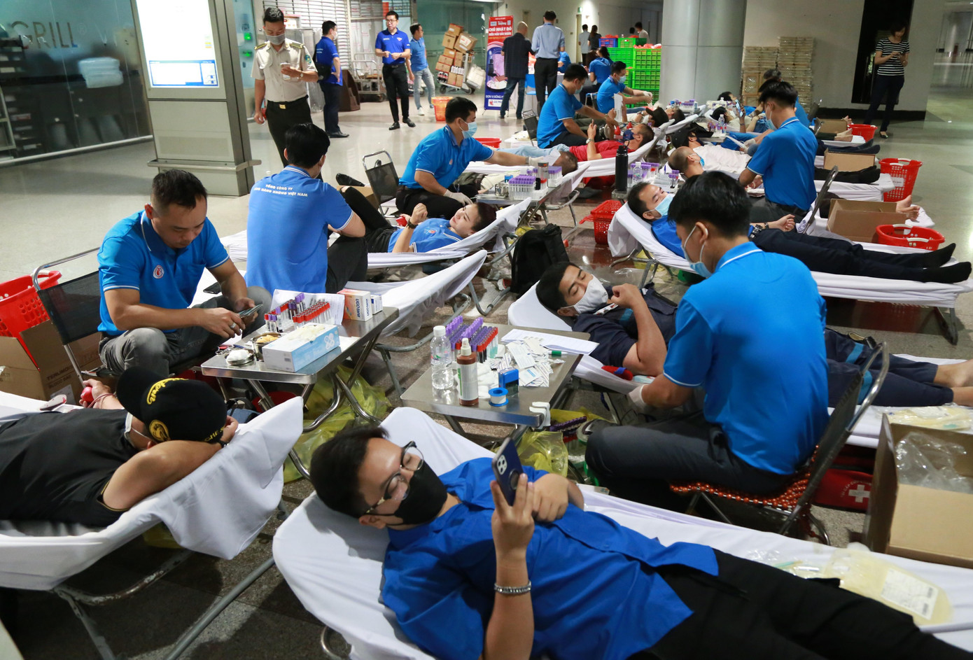 Dù là lần đầu hay đã hiến trước đó nhiều lần, mỗi người đều tham gia sẻ chia giọt máu của mình với tâm nguyện góp sức giúp ích phần nào những người bệnh cần máu. Tổng kết chương trình, Ban tổ chức nhận được tổng cộng 193 đơn vị máu hiến.