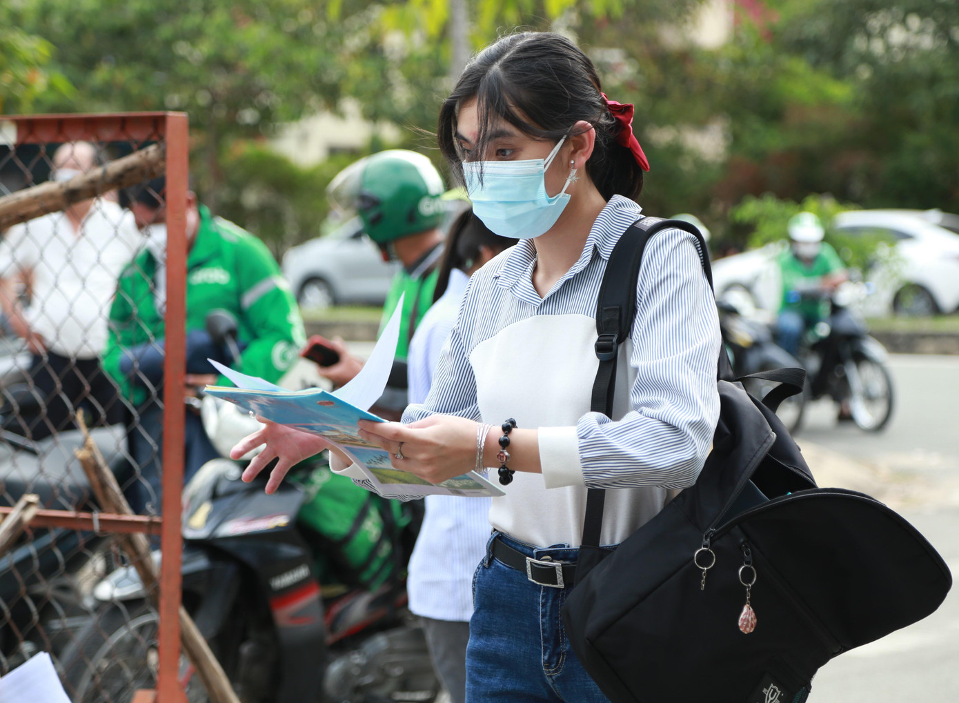 Thí sinh tham dự kỳ thi tại Trường Đại học Bách khoa TPHCM - Ảnh: Ngô Tùng