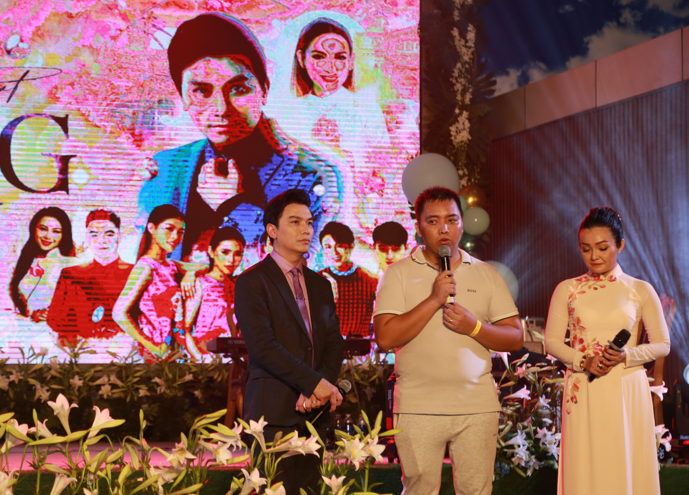 Anh Trường Duy (một người em thân thiết với ca sĩ Phi Nhung) nỗ lực thực hiện các không gian âm nhạc với sự góp mặt của cô trước đây. Khi giọng ca "Bậu ơi đừng khóc" không còn nữa, anh cố gắng duy trì không gian âm nhạc tại Vườn An Nhiên của mình để lưu giữ những kỷ niệm và gắn kết những người yêu mến cố ca sĩ. Anh Trường Duy (một người em thân thiết với ca sĩ Phi Nhung) nỗ lực thực hiện các không gian âm nhạc với sự góp mặt của cô trước đây. Khi giọng ca "Bậu ơi đừng khóc" không còn nữa, anh cố gắng duy trì không gian âm nhạc tại Vườn An Nhiên của mình để lưu giữ những kỷ niệm và gắn kết những người yêu mến cố ca sĩ.