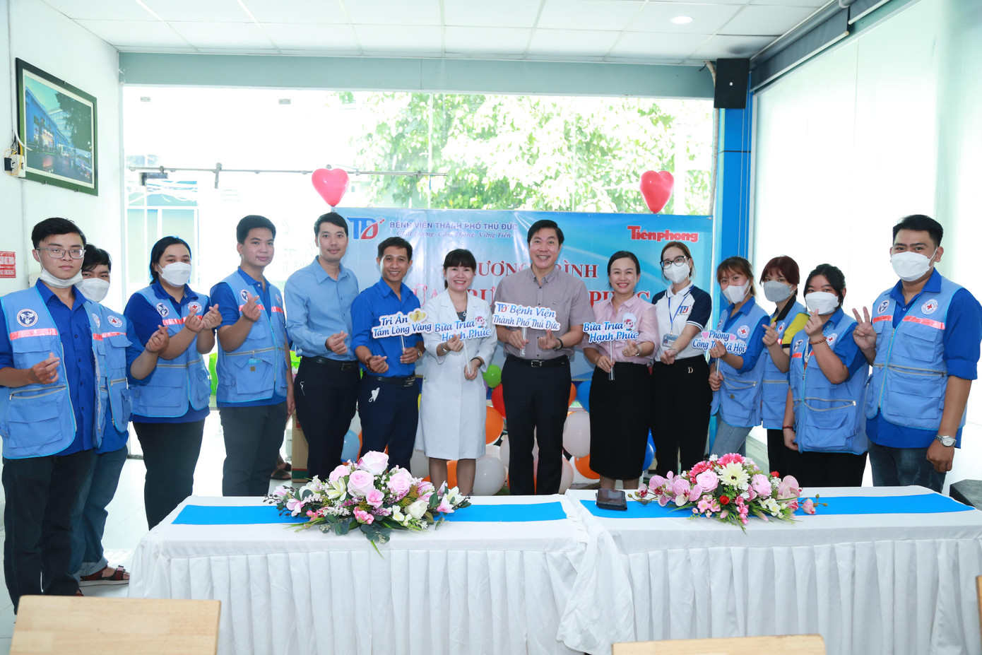 Đây là lần thứ 4 chương trình "Bữa cơm hạnh phúc" diễn ra. Đây là lần thứ 4 chương trình "Bữa cơm hạnh phúc" diễn ra.