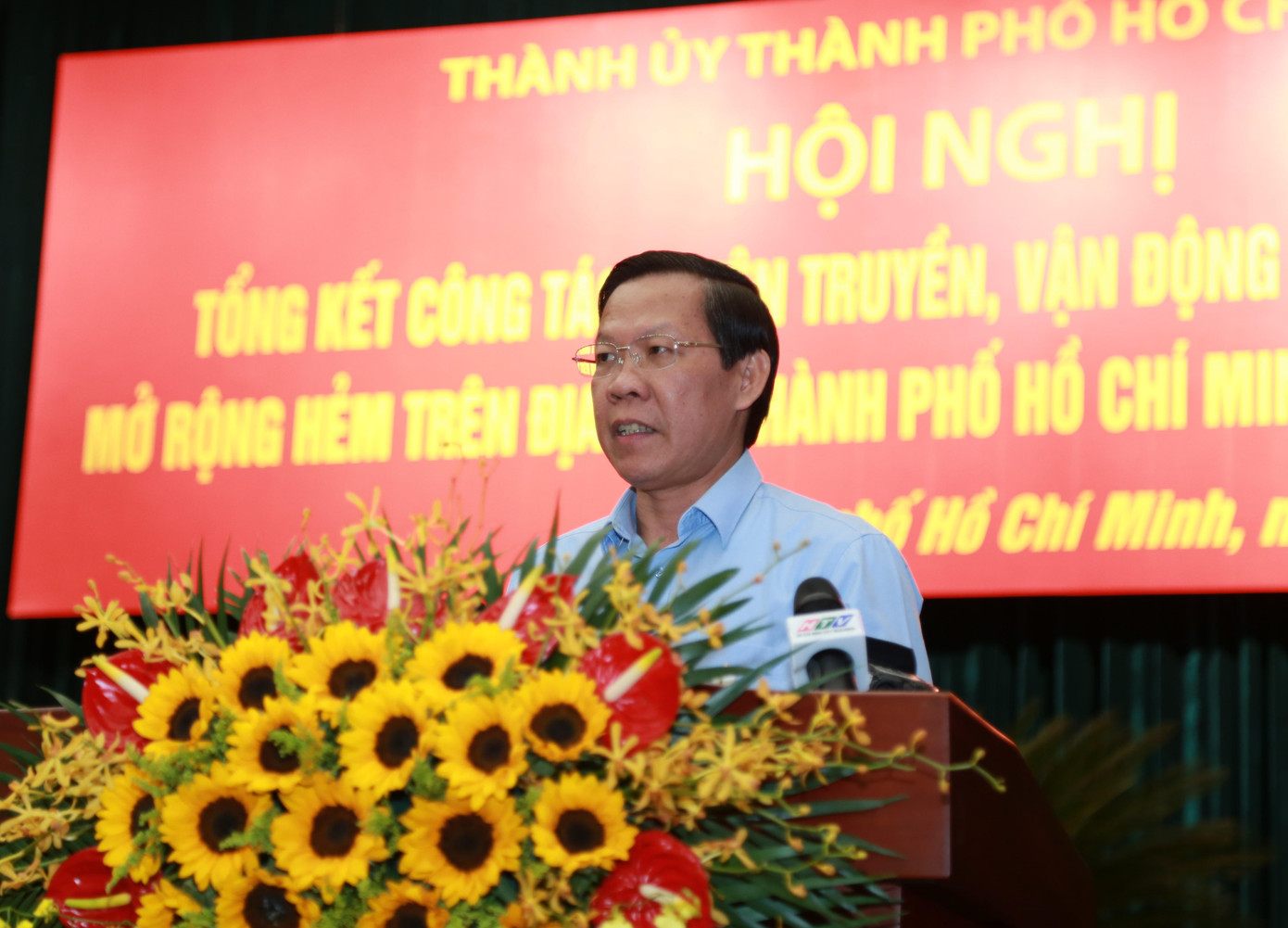 Chủ tịch UBND TPHCM Phan Văn Mãi phát biểu tại chương trình. Ảnh: Ngô Tùng Chủ tịch UBND TPHCM Phan Văn Mãi phát biểu tại chương trình. Ảnh: Ngô Tùng