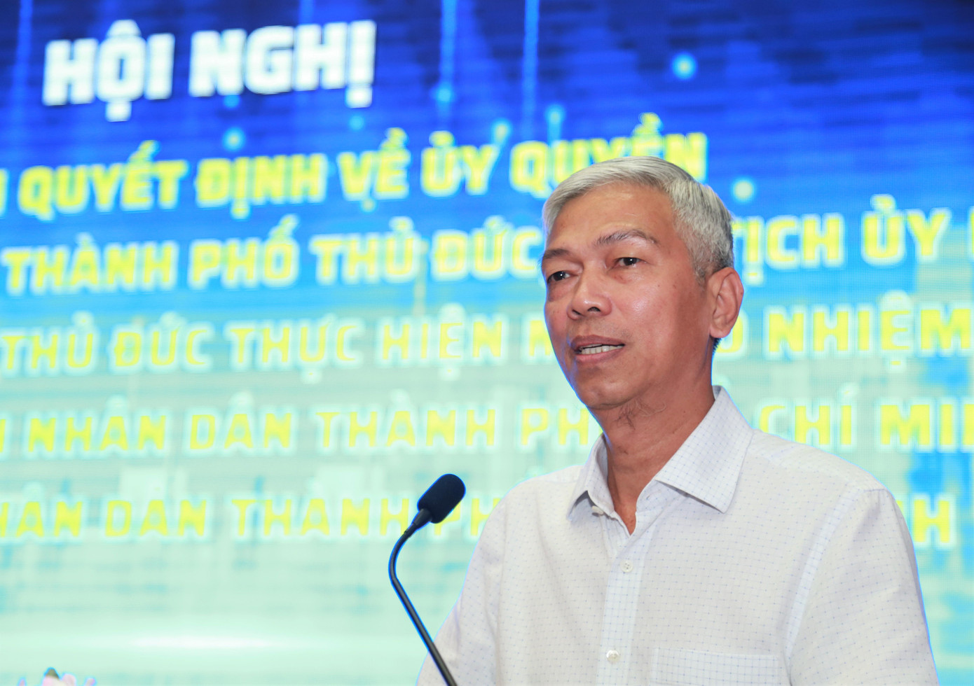 Phó Chủ tịch UBND TPHCM Võ Văn Hoan: TP. Thủ Đức là bước đột phá trong xây dựng hệ thống tổ chức, bộ máy chính quyền từ trước đến nay (Ảnh: Ngô Tùng). Phó Chủ tịch UBND TPHCM Võ Văn Hoan: TP. Thủ Đức là bước đột phá trong xây dựng hệ thống tổ chức, bộ máy chính quyền từ trước đến nay (Ảnh: Ngô Tùng).