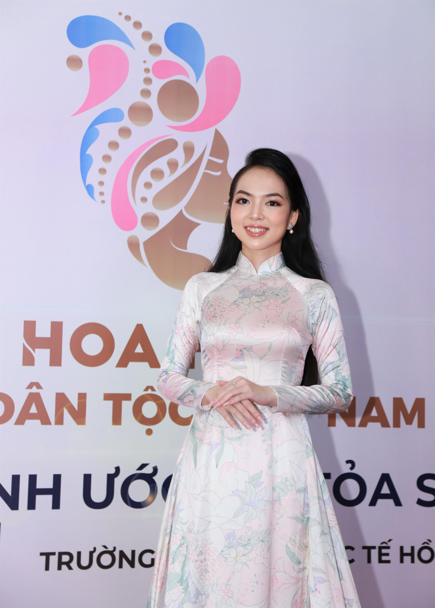 Nữ sinh Gen Z cho biết cô sẽ tiếp tục duy trì ngọn lửa đam mê, đồng thời thường xuyên tham gia các hoạt động, cuộc thi truyền bá văn hóa, nét đẹp áo dài. Bản thân nữ sinh cũng tích cực tham gia các hoạt động văn thể mỹ trong các sự kiện, hoạt động phong trào của trường. Hiện Kim Phụng là Phó Chủ nhiệm HIU-Gene Model của Trường Đại học Quốc tế Hồng Bàng.