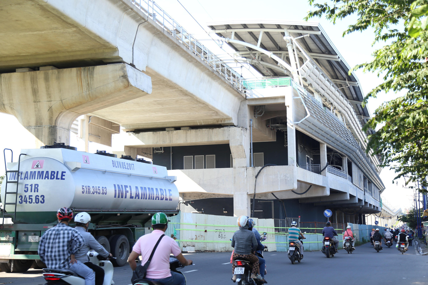 Tiến độ tuyến Đường sắt đô thị số 1 đang được đẩy nhanh theo kế hoạch. Ảnh: Ngô Tùng Tiến độ tuyến Đường sắt đô thị số 1 đang được đẩy nhanh theo kế hoạch. Ảnh: Ngô Tùng