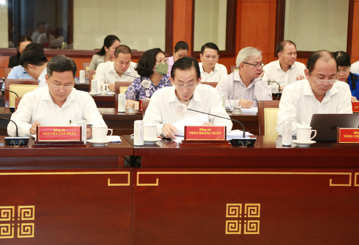 Lãnh đạo các sở ngành, đơn vị thành phố tại hội nghị. Ảnh: Ngô Tùng Lãnh đạo các sở ngành, đơn vị thành phố tại hội nghị. Ảnh: Ngô Tùng