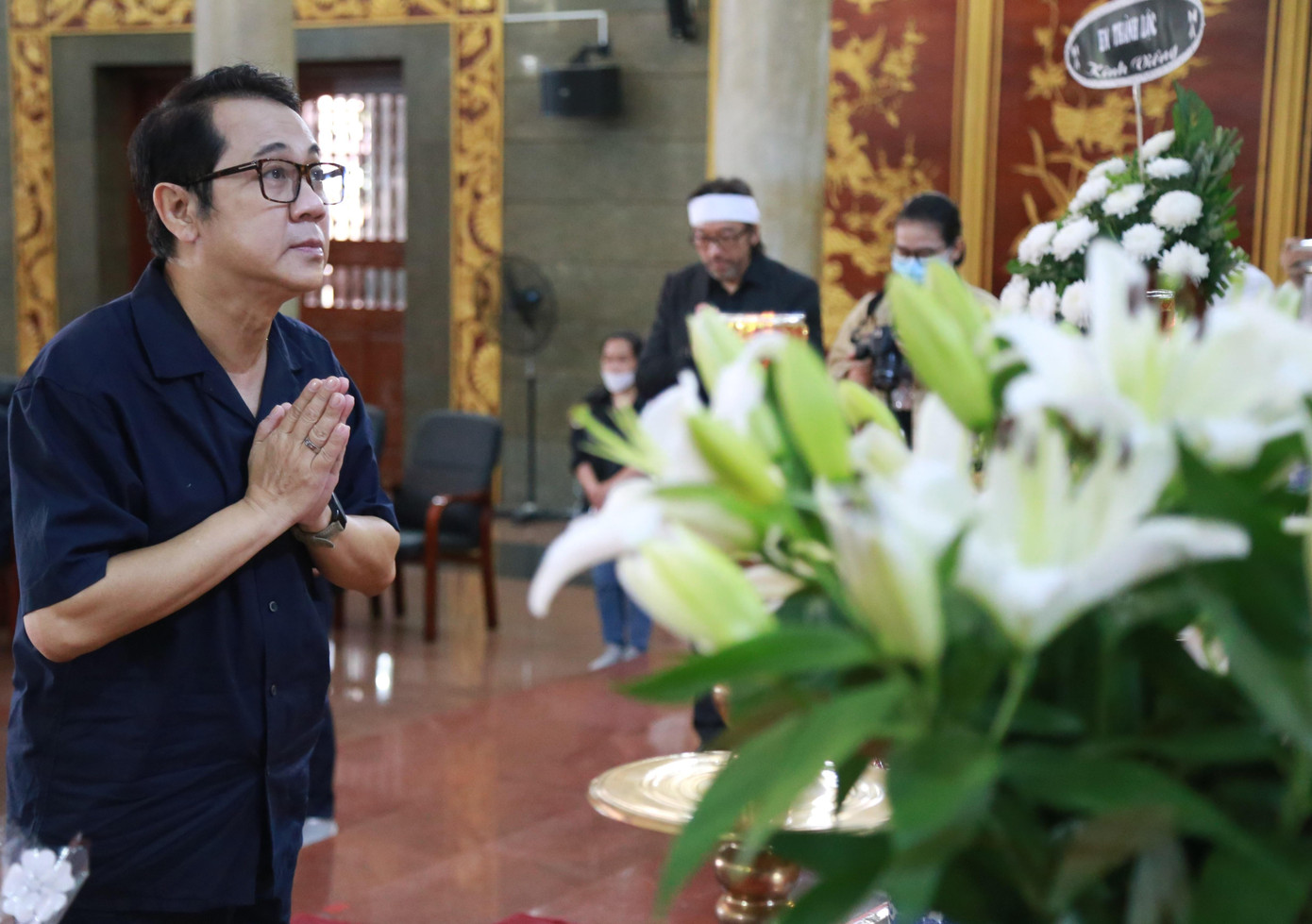 Trưa 10/9, Thành Lộc đến viếng NSƯT Thẩm Thúy Hằng. Trưa 10/9, Thành Lộc đến viếng NSƯT Thẩm Thúy Hằng.