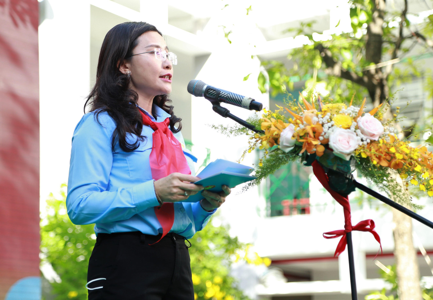 Chị Nguyễn Phạm Duy Trang, Bí thư T.Ư Đoàn, Chủ tịch Hội đồng Đội T.Ư phát biểu khai mạc ngày hội - Ảnh: Ngô Tùng Chị Nguyễn Phạm Duy Trang, Bí thư T.Ư Đoàn, Chủ tịch Hội đồng Đội T.Ư phát biểu khai mạc ngày hội - Ảnh: Ngô Tùng