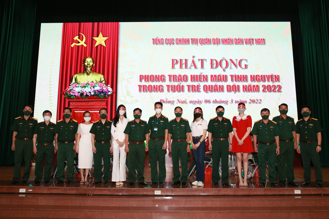 Lễ phát động có sự tham dự của các người đẹp cuộc thi Hoa hậu Việt Nam 2020: Phạm Thị Phương Quỳnh, Lê Trúc Linh, Nguyễn Lê Phương Thảo