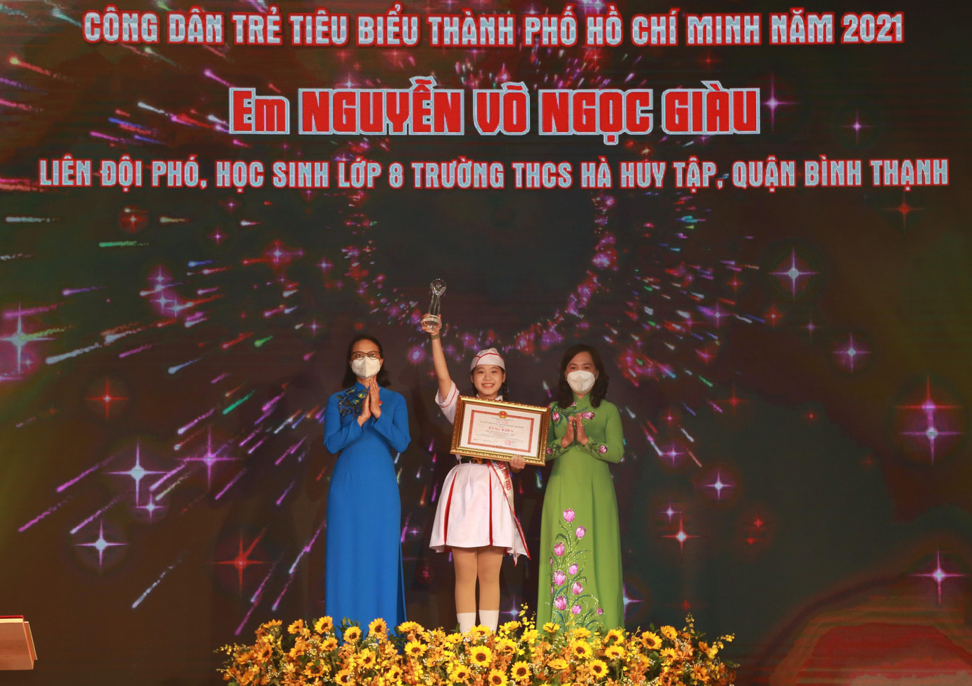 Tuyên dương em Nguyễn Võ Ngọc Giàu.