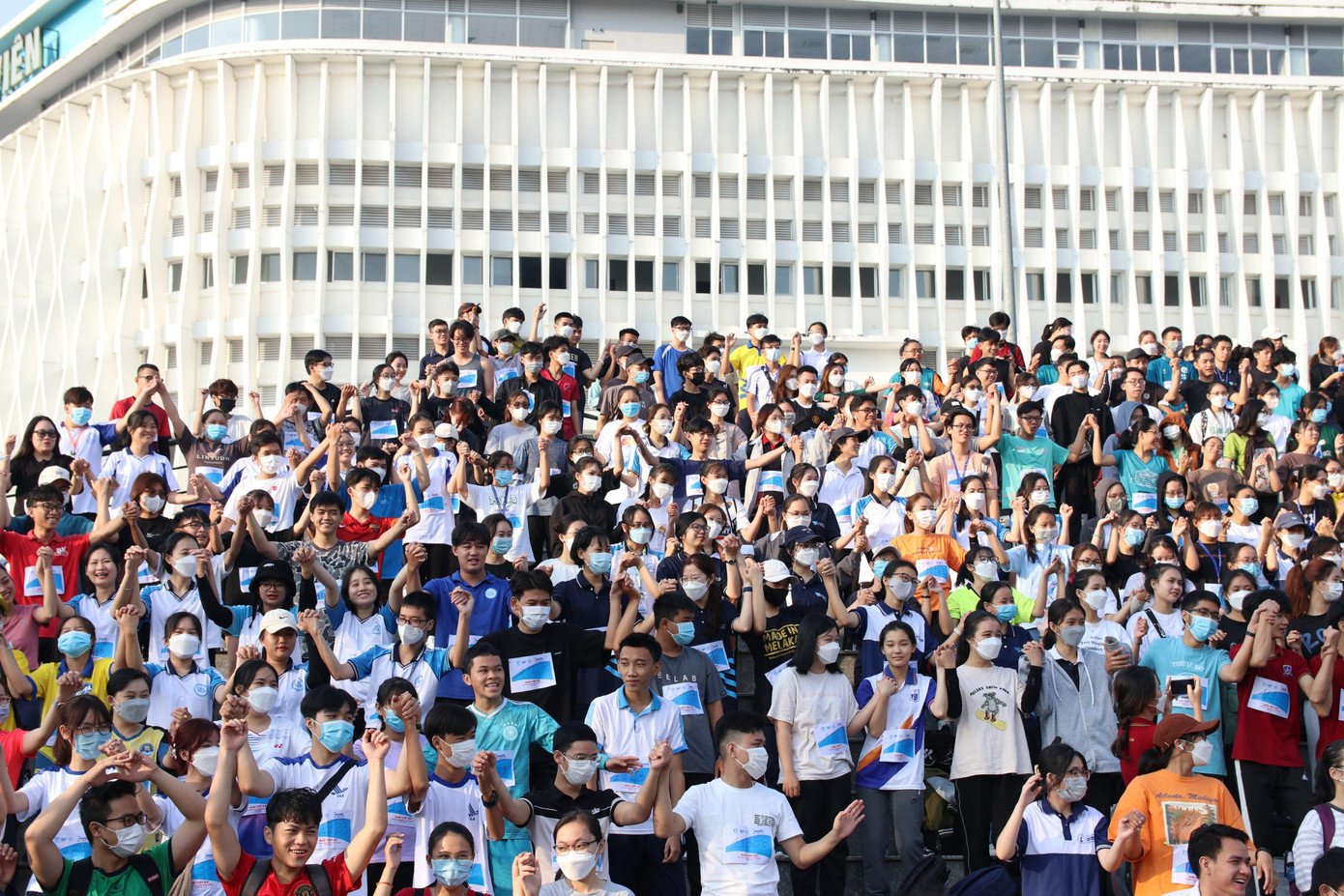 Gần 3.000 bạn trẻ góp mặt tại giải chạy chào mừng Đại hội Đoàn. Gần 3.000 bạn trẻ góp mặt tại giải chạy chào mừng Đại hội Đoàn.