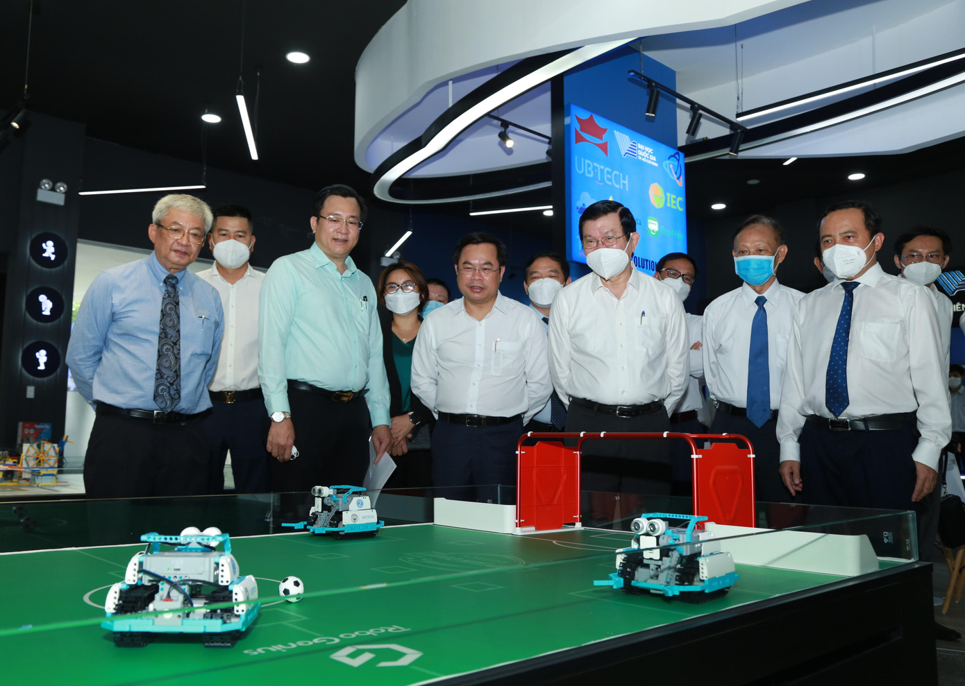 Đây là nơi ươm tạo và phát triển các sản phẩm, công nghệ đổi mới sáng tạo và hỗ trợ quá trình học tập, nghiên cứu khoa học của cộng đồng sinh viên, các nhà khởi nghiệp trẻ.