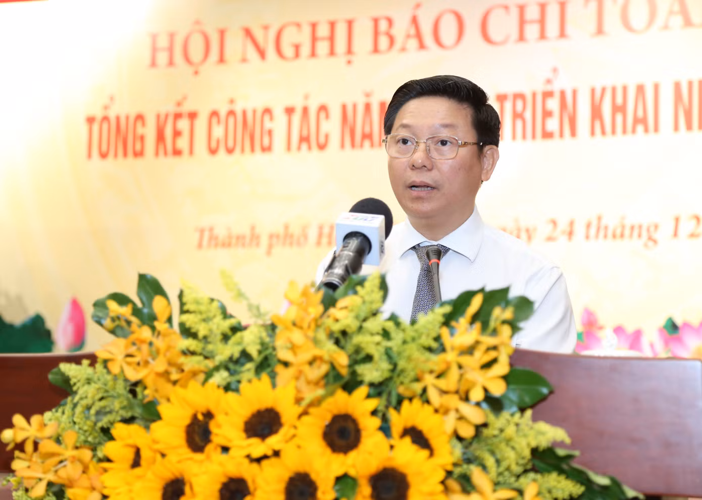 Ông Trần Thanh Lâm, Phó trưởng Ban Tuyên giáo Trung ương tổng kết một số mặt hoạt động của báo chí năm 2022. Ảnh: Ngô Tùng