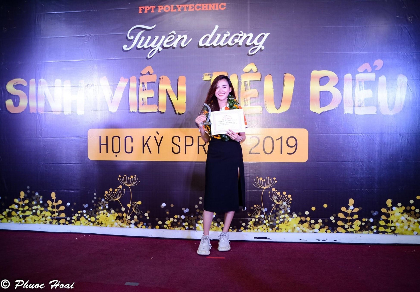 Năng động, ham học hỏi, cô gái 9x đã tự tích lũy và làm giàu vốn hiểu biết của mình trong suốt những năm tháng đi học và khởi sự kinh doanh