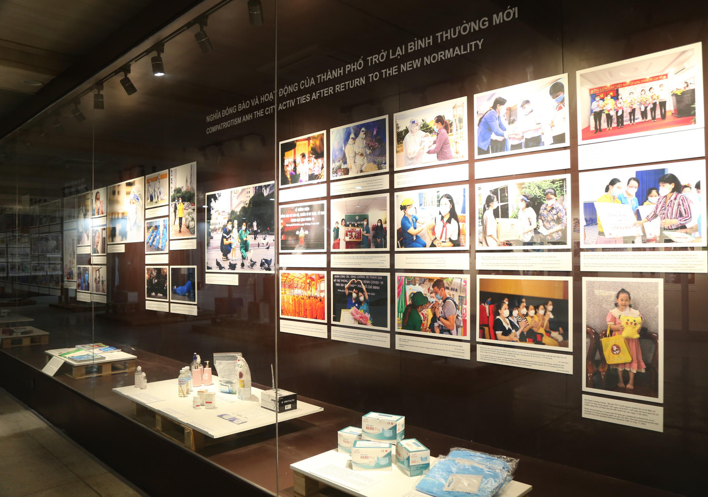 Những khoảnh khắc không quên về một thời kỳ gian nan nhưng cũng hết sức nghĩa tình tại TPHCM.