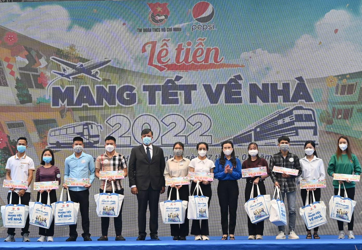 'Mang Tết về nhà' hỗ trợ sinh viên, thanh niên, người lao động về quê đón Tết ảnh 4 'Mang Tết về nhà' hỗ trợ sinh viên, thanh niên, người lao động về quê đón Tết ảnh 4