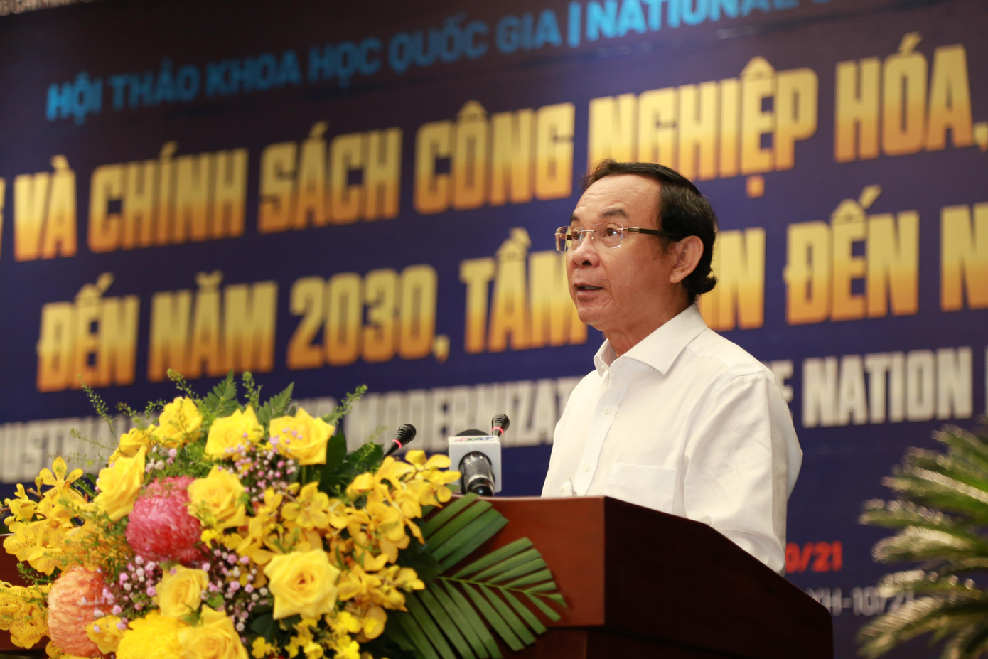 Bí thư Thành ủy TPHCM phát biểu tại hội thảo. Bí thư Thành ủy TPHCM phát biểu tại hội thảo.