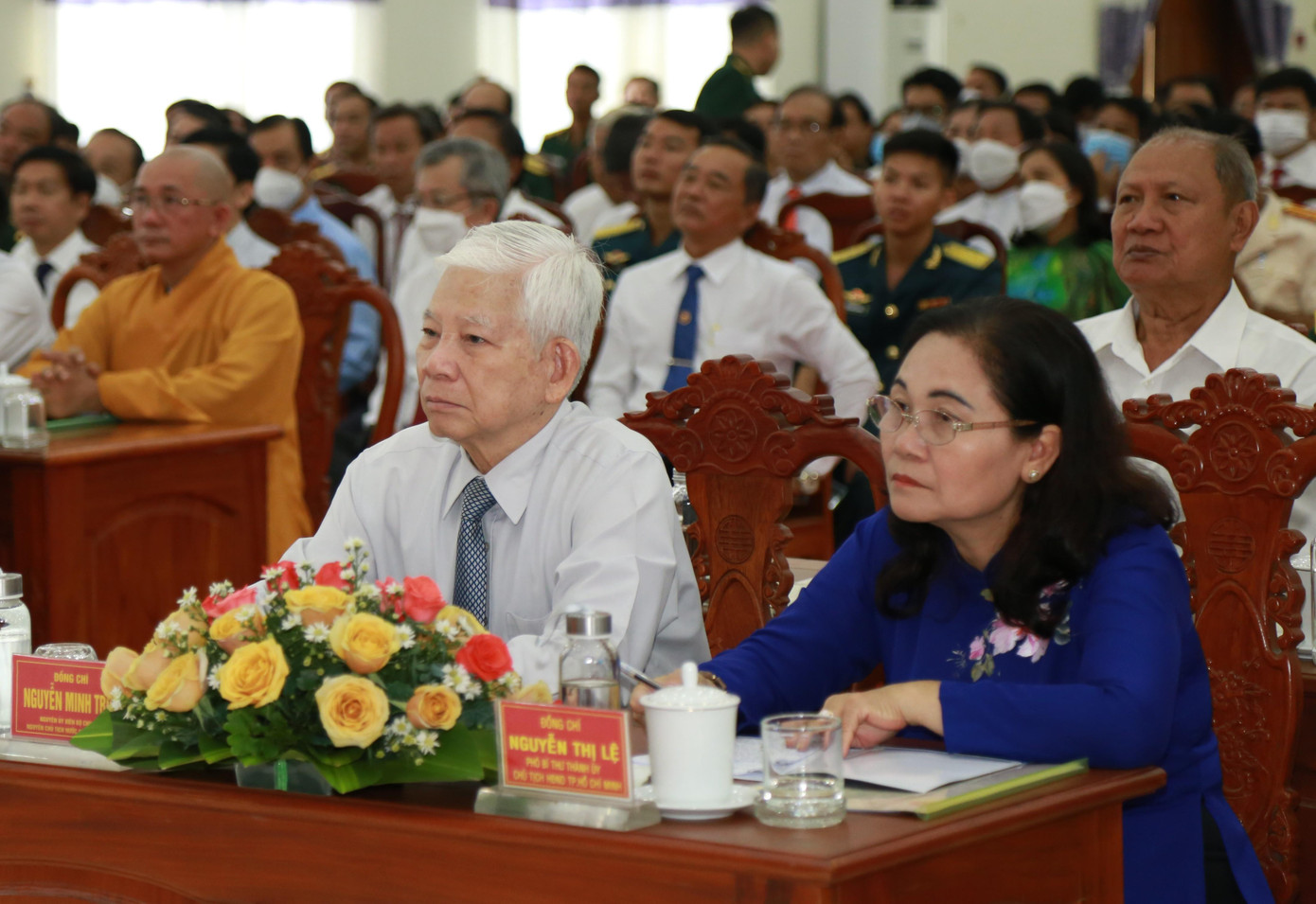 Các lãnh đạo, nguyên lãnh đạo Đảng, Nhà nước và TPHCM dự chương trình. Ảnh: Ngô Tùng Các lãnh đạo, nguyên lãnh đạo Đảng, Nhà nước và TPHCM dự chương trình. Ảnh: Ngô Tùng