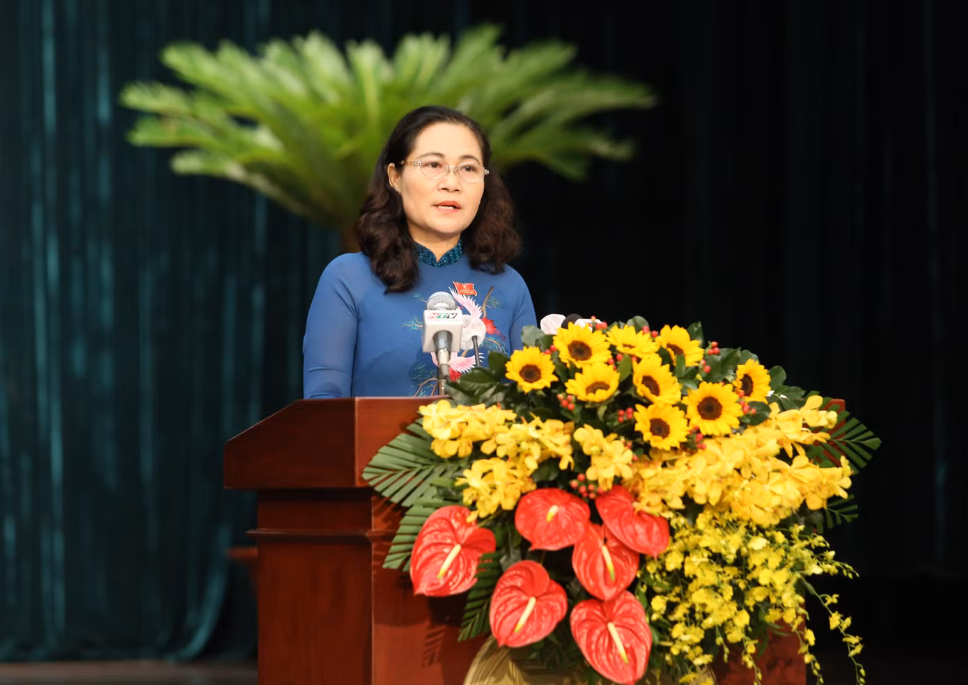 Chủ tịch HĐND TPHCM Nguyễn Thị Lệ phát biểu khai mạc kỳ họp.