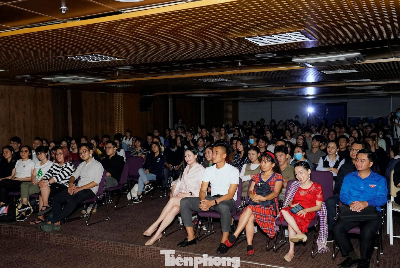 Sự kiện tuyên truyền bảo vệ môi trường thu hút đông đảo các bạn trẻ tham dự Sự kiện tuyên truyền bảo vệ môi trường thu hút đông đảo các bạn trẻ tham dự