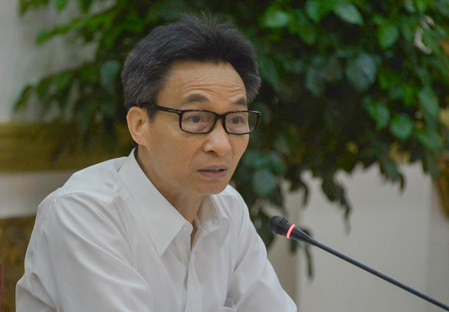 Phó Thủ tướng Vũ Đức Đam họp trực tuyến với các tỉnh có biên giới giám Campuchia Phó Thủ tướng Vũ Đức Đam họp trực tuyến với các tỉnh có biên giới giám Campuchia