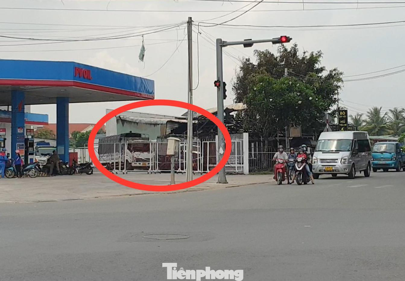 Hiện trường vụ cháy nằm cạnh cây xăng