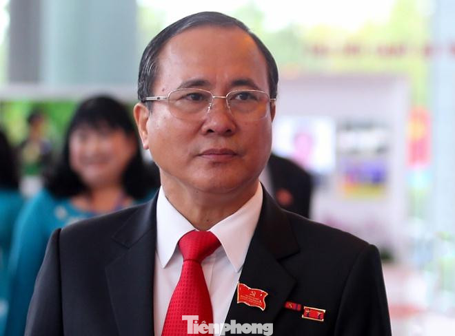 Ông Trần Văn Nam được cử tri nơi cư trú tán thành tuyệt đối ứng cử ĐBQH khóa XV Ông Trần Văn Nam được cử tri nơi cư trú tán thành tuyệt đối ứng cử ĐBQH khóa XV