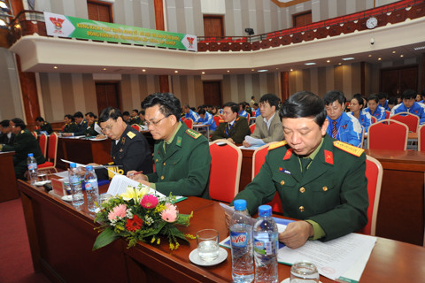 Chính ủy Quân chủng Hải quân Chuẩn Đô đốc Đinh Gia Thật, Phó chủ nhiệm Chính trị Bộ đội Biên Phòng Đại tá Lê Thái Ngọc, 