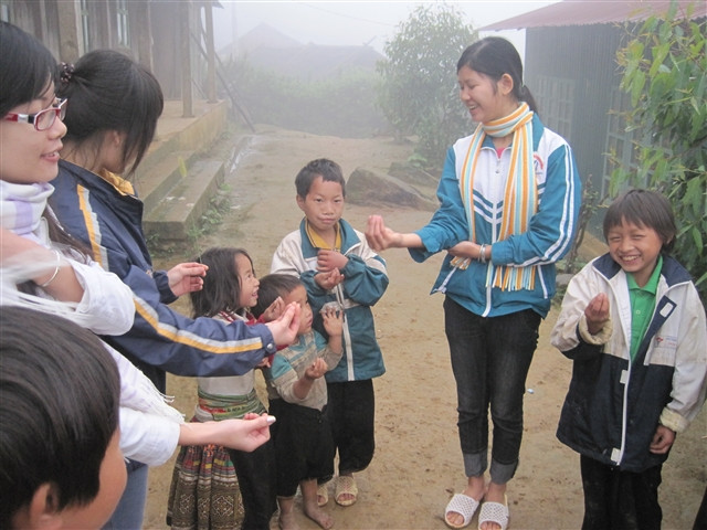 Với trẻ em vùng cao