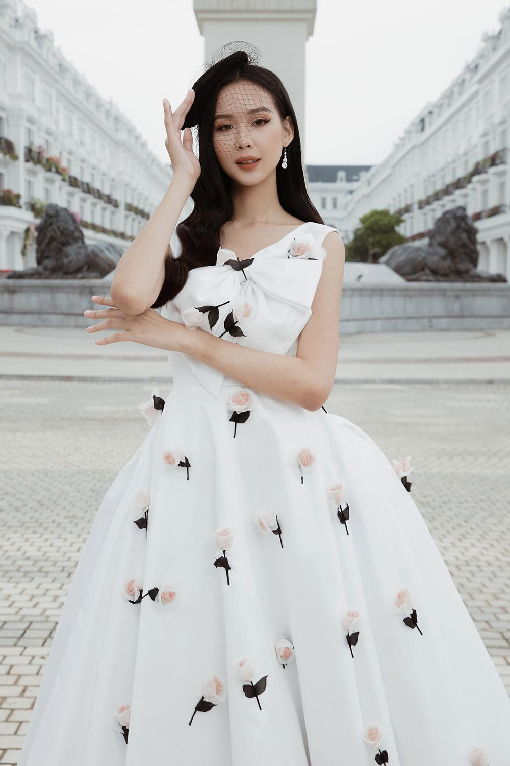 Lê Nguyễn Bảo Ngọc cũng là cái tên đầu tiên có mặt trong Top 20 Miss World Vietnam 2022 với danh hiệu Người đẹp Thời trang.