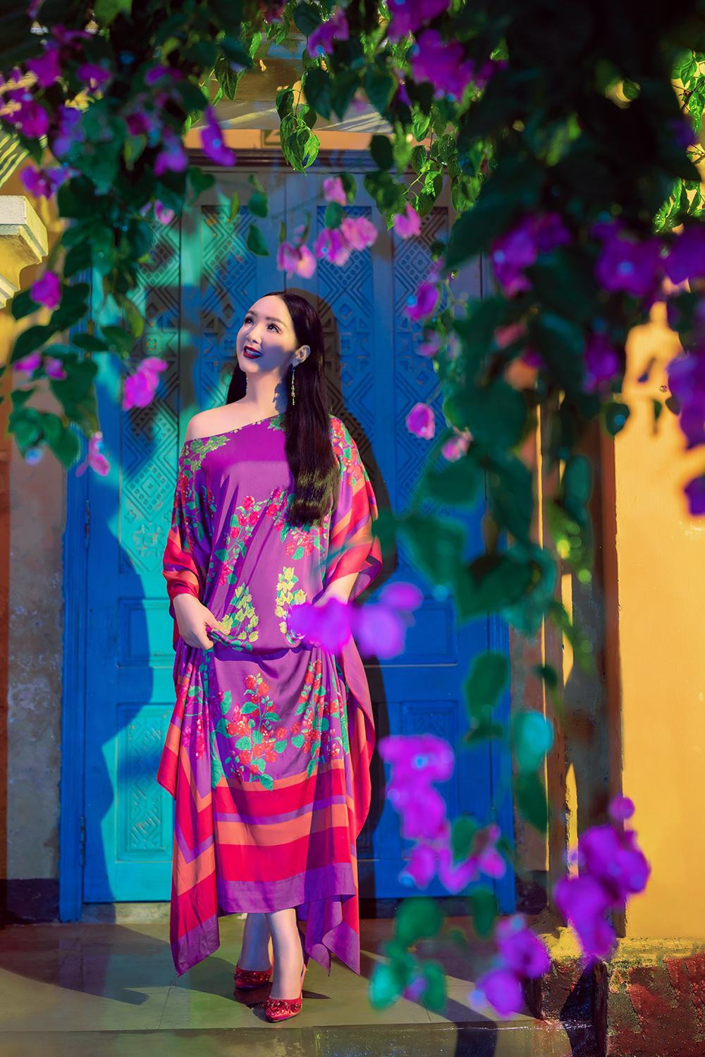 Ở tuổi trung niên, vẻ đẹp rực rỡ của Giáng My vẫn khiến cho nhiều người phải trầm trồ.