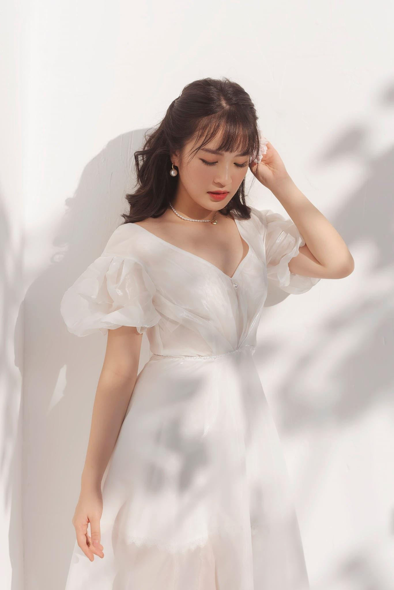 Thục Anh chia sẻ cô vừa hoàn thành xong bộ phim tiếp theo dự kiến sẽ lên sóng vào tháng 7 năm nay. "Lịch học và tham gia nghệ thuật của mình cũng khá dày nhưng mình vẫn luôn ưu tiên hoàn thành việc học một cách tốt nhất" - cô cho biết.