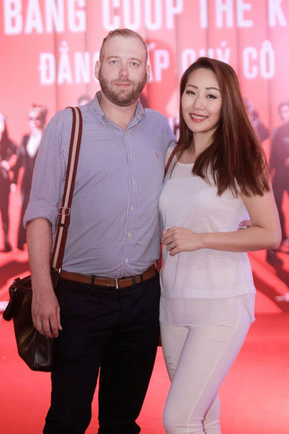 Hoa hậu Ngô Phương Lan và ông xã người Anh Loz Whitaker.