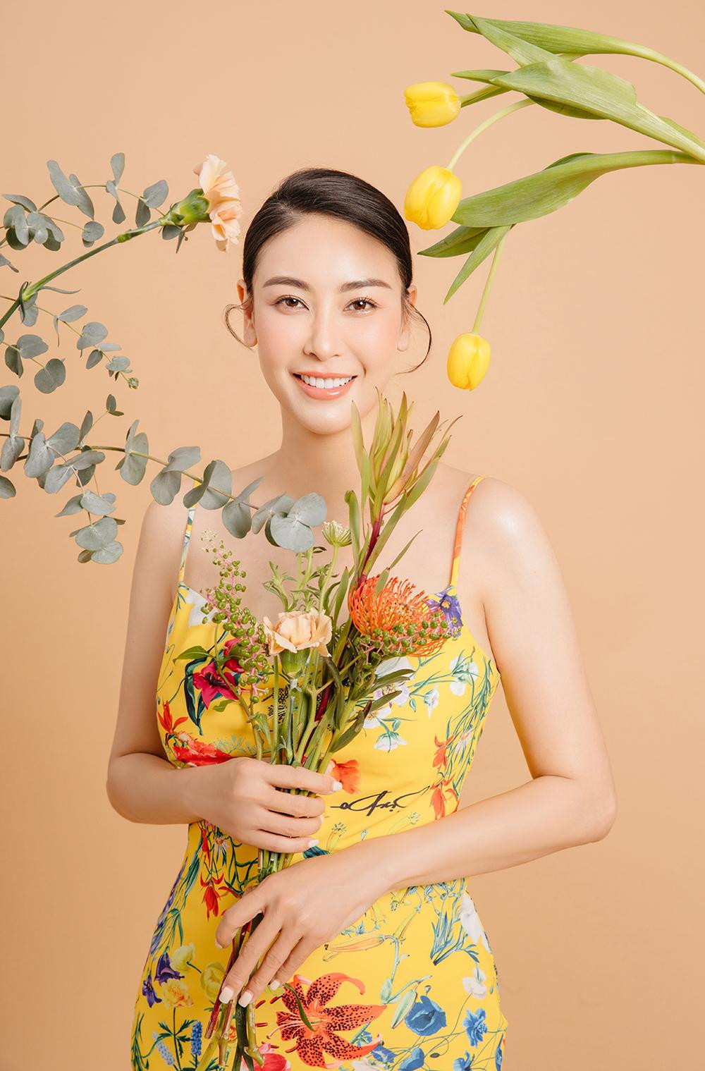 Hà Kiều Anh là một trong số hiếm những hoa hậu Việt Nam còn duy trì hoạt động nghệ thuật cho tới hiện nay.